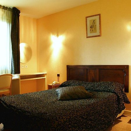 Hotel-Restaurant De L'Abbaye Plancoët Kültér fotó