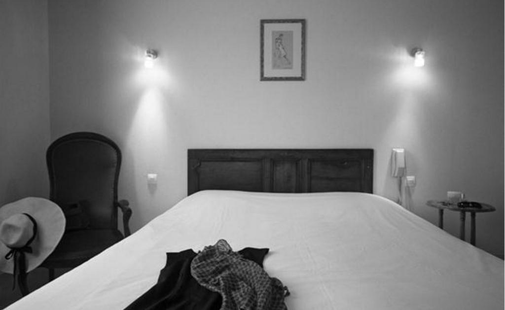 Hotel-Restaurant De L'Abbaye Plancoët Szoba fotó