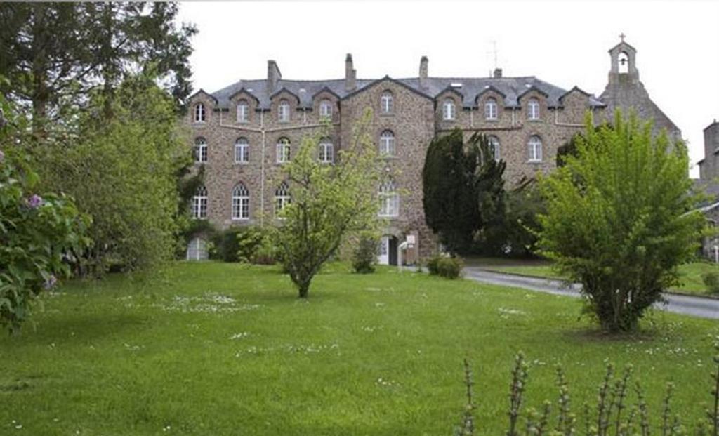 Hotel-Restaurant De L'Abbaye Plancoët Kültér fotó